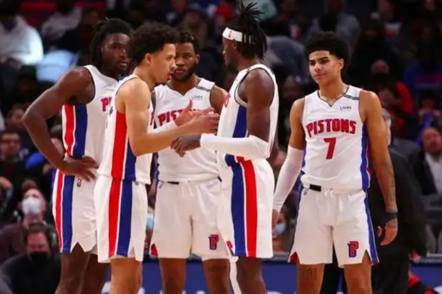 兼具击球落 兼具击球落